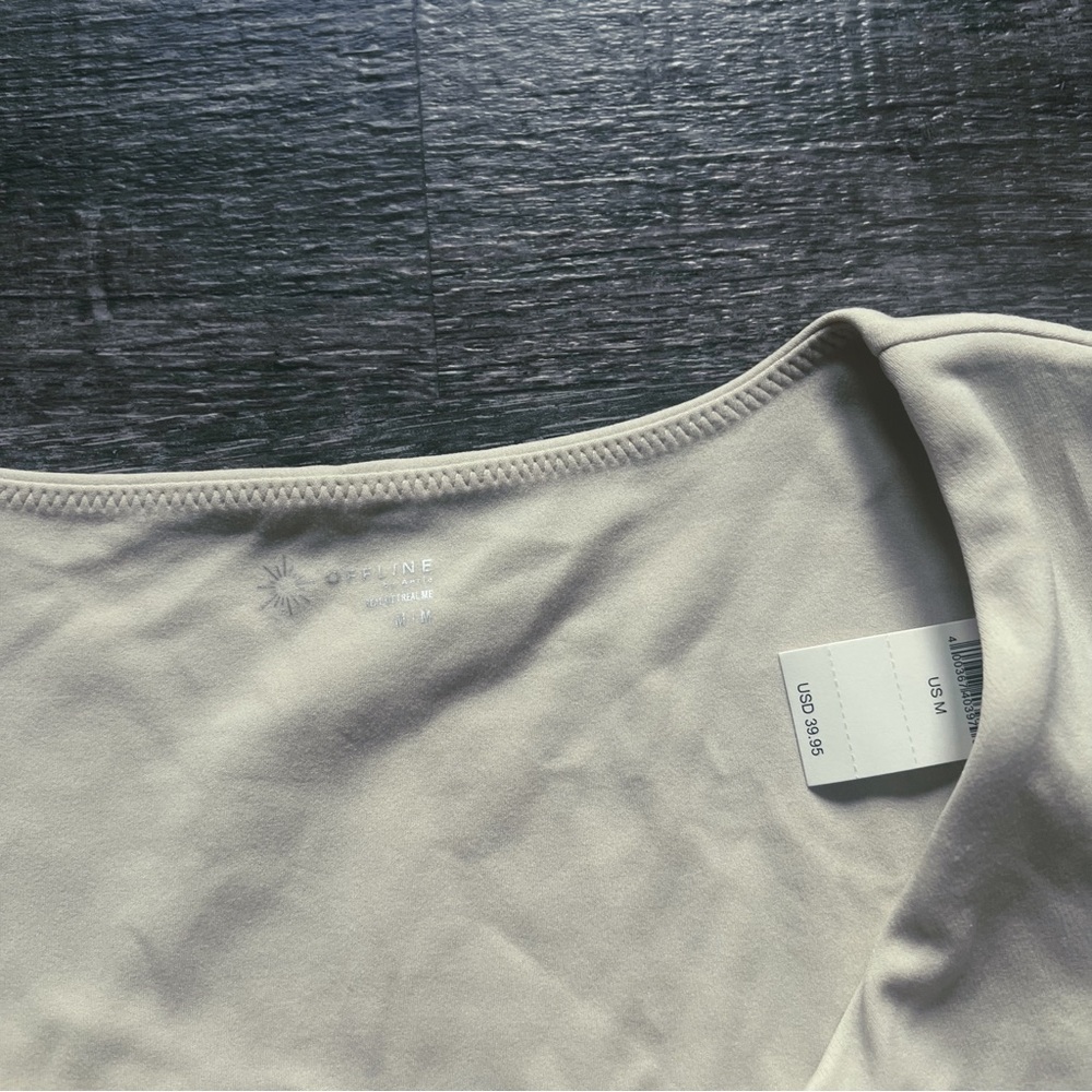 NWT OFFLINE Real Me Ruched T-Shirt - Picture 4 of 4